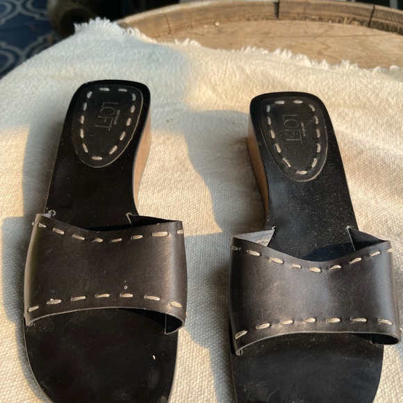 Ann Taylor Shoes - Ann Taylor Navy Sandals Size 7.5